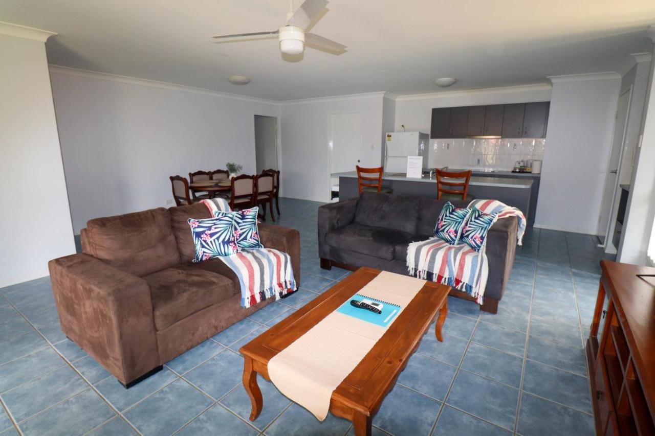 Blk Stays Guest House Deluxe Units Morayfield Exterior foto