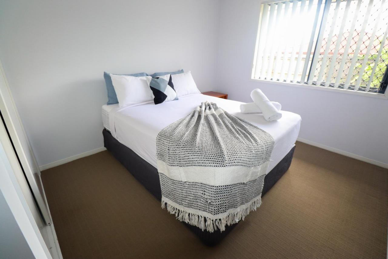 Blk Stays Guest House Deluxe Units Morayfield Exterior foto